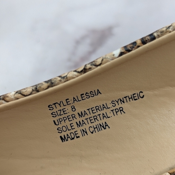 Lulus Ballet Flats Alessia Snakeskin Size 8 Shoe Pointed Toe Womens Tan Brown - Picture 6 of 12